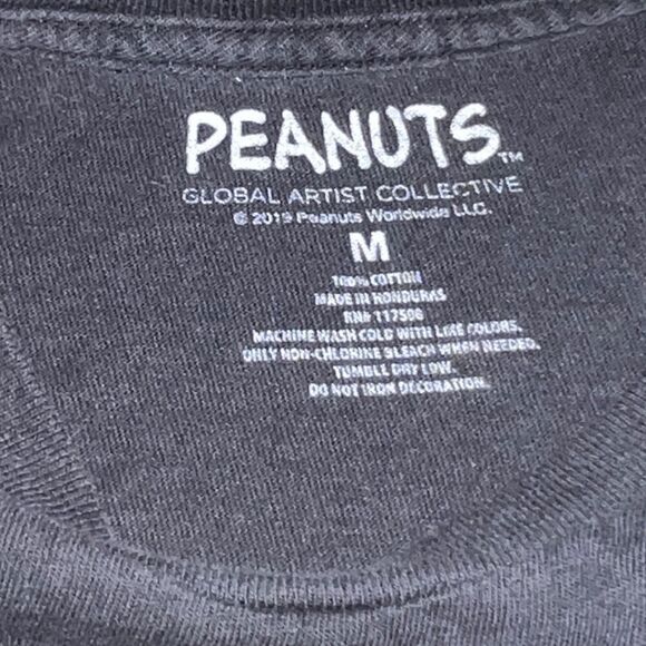 Unisex Snoopy Peanuts Long Sleeve Cookie Chomping T Shirt Size Medium - Picture 2 of 5